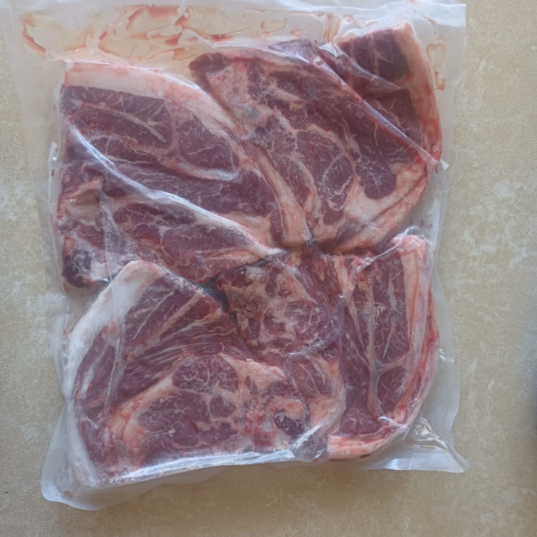 Mutton Shoulder Chops Avg 700g @R144.99/kg